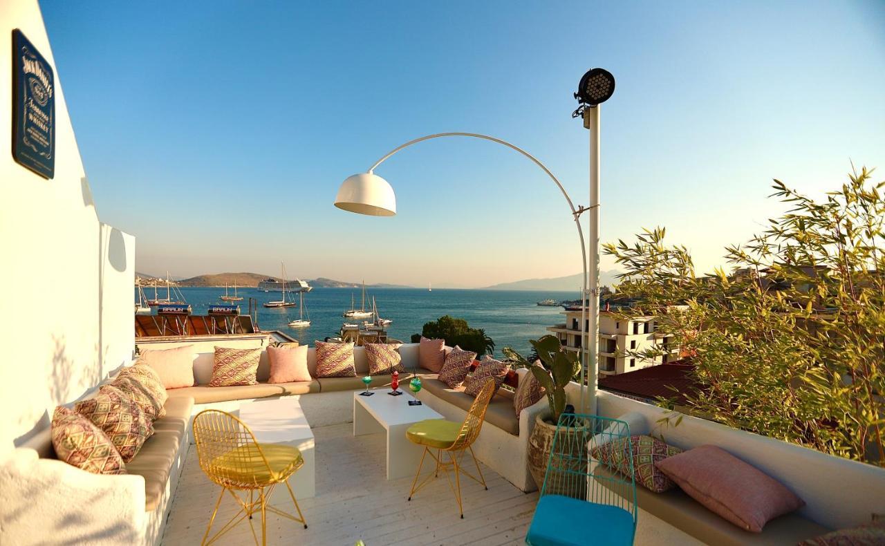 Illyrian Boutique Hotel Sarandë Exteriör bild