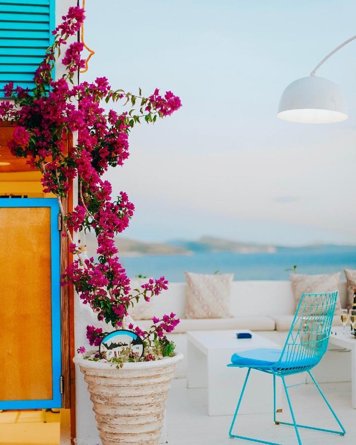 Illyrian Boutique Hotel Sarandë Exteriör bild