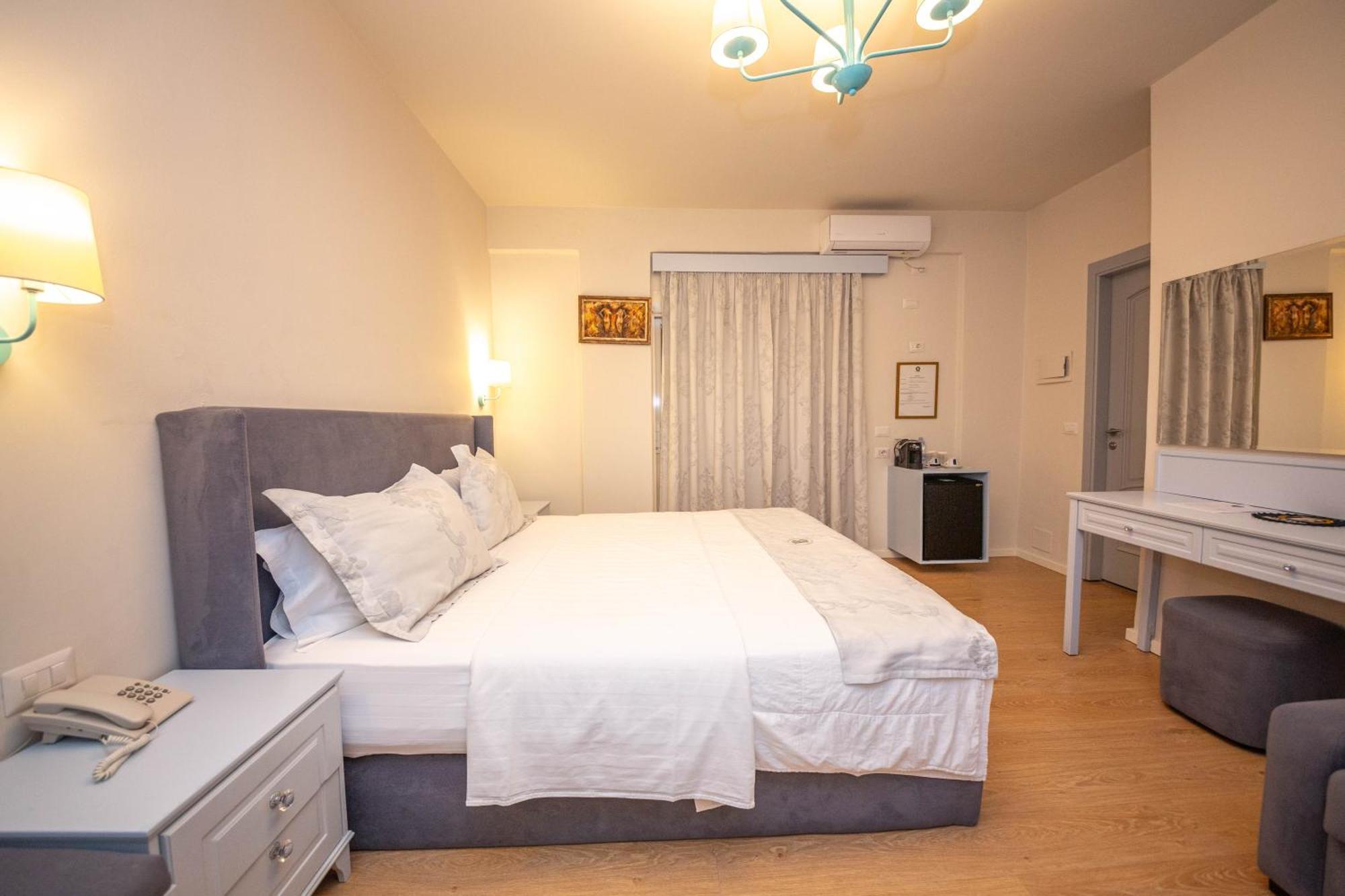 Illyrian Boutique Hotel Sarandë Rum bild