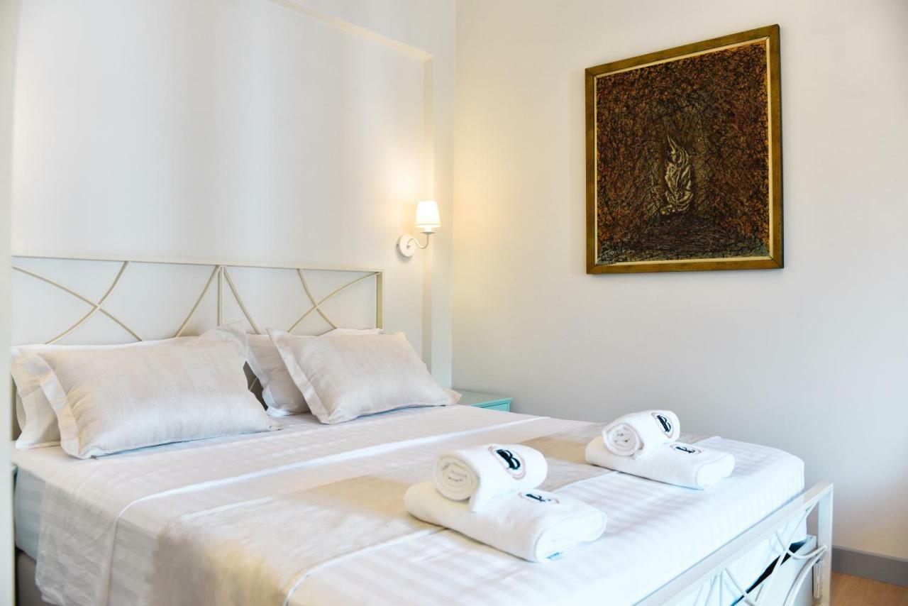 Illyrian Boutique Hotel Sarandë Exteriör bild