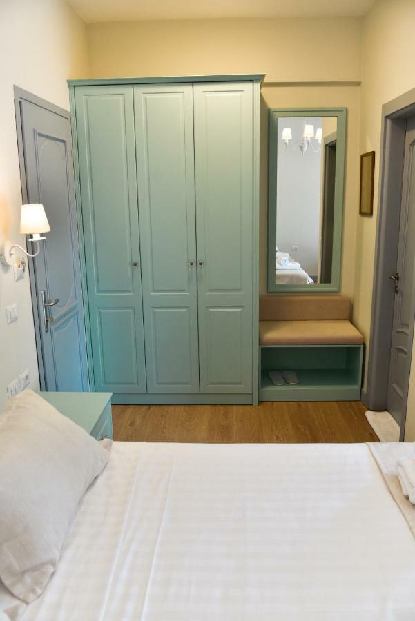 Illyrian Boutique Hotel Sarandë Exteriör bild